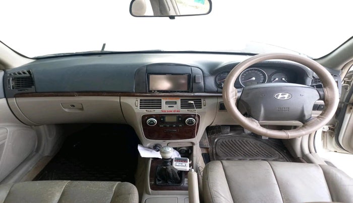 2008 Hyundai Sonata Embera 2.0 CRDI, Diesel, Manual, 1,71,136 km, interior