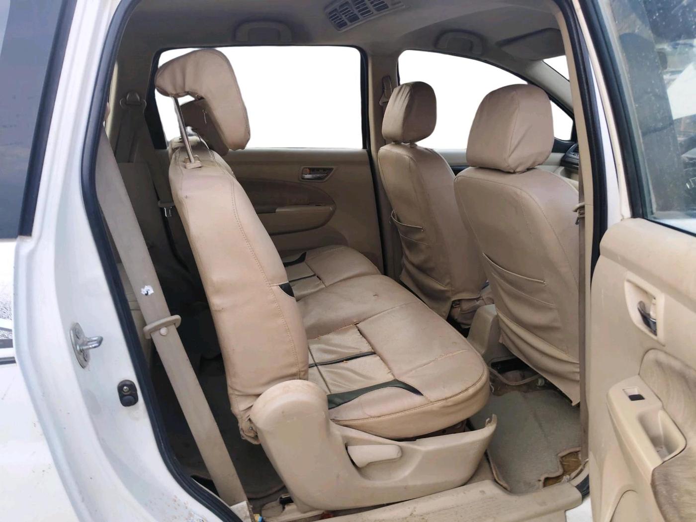 2014 Maruti Ertiga VXI, CNG, Manual, 1,51,842 km, interior
