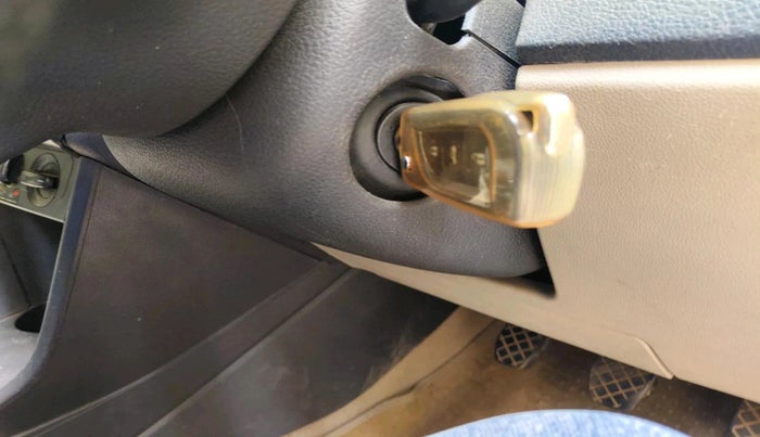 2012 Volkswagen Polo COMFORTLINE 1.2L PETROL, Petrol, Manual, 86,980 km, interior