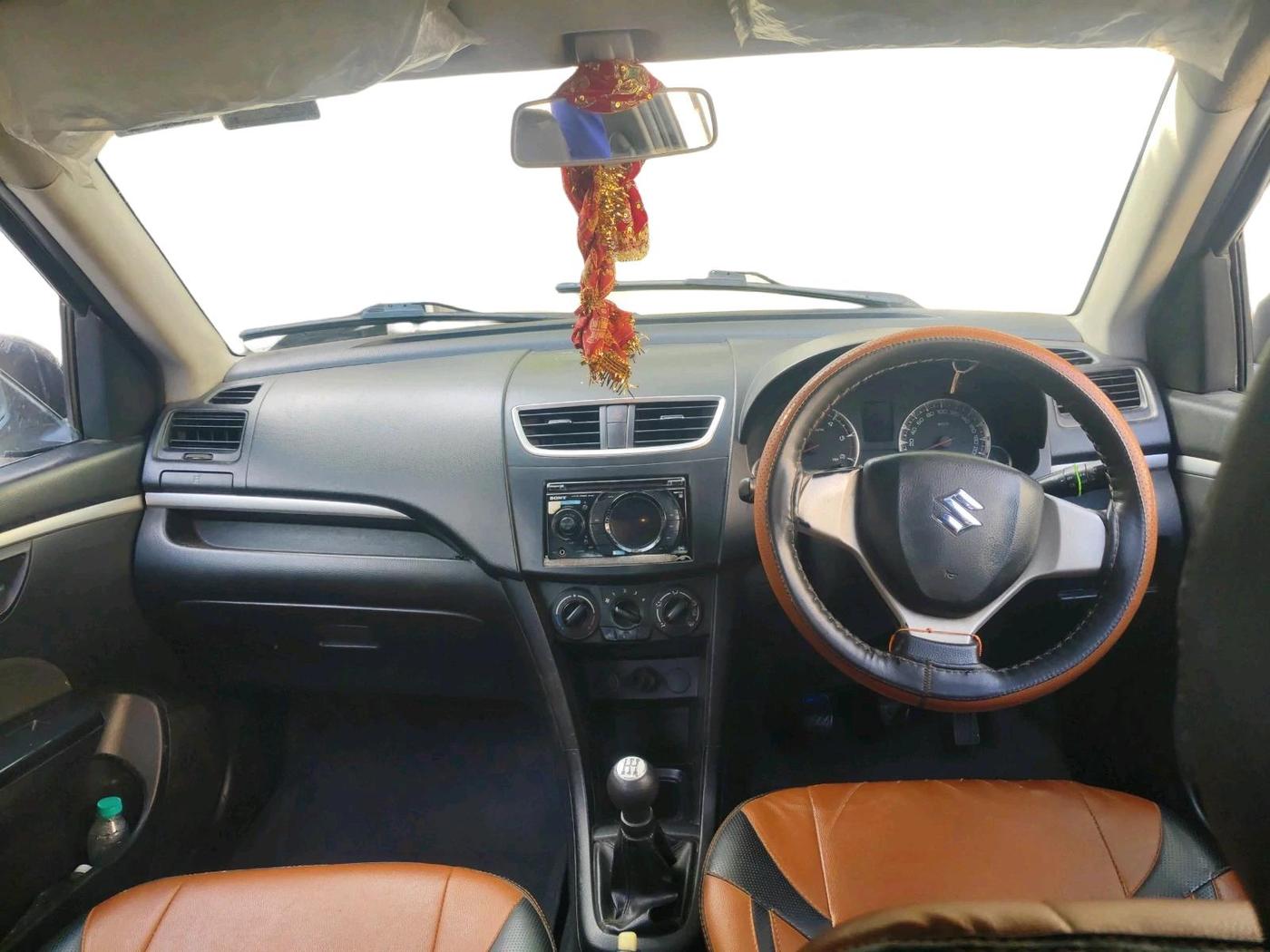 2014 Maruti Swift VDI, Diesel, Manual, 1,04,243 km, interior