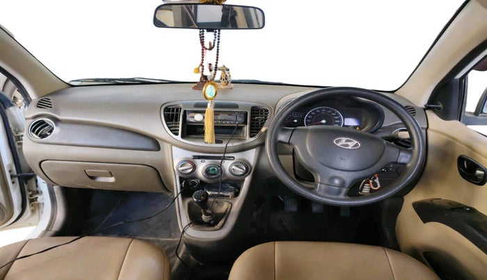 2012 Hyundai i10 ERA 1.1, CNG, Manual, 1,20,226 km, interior