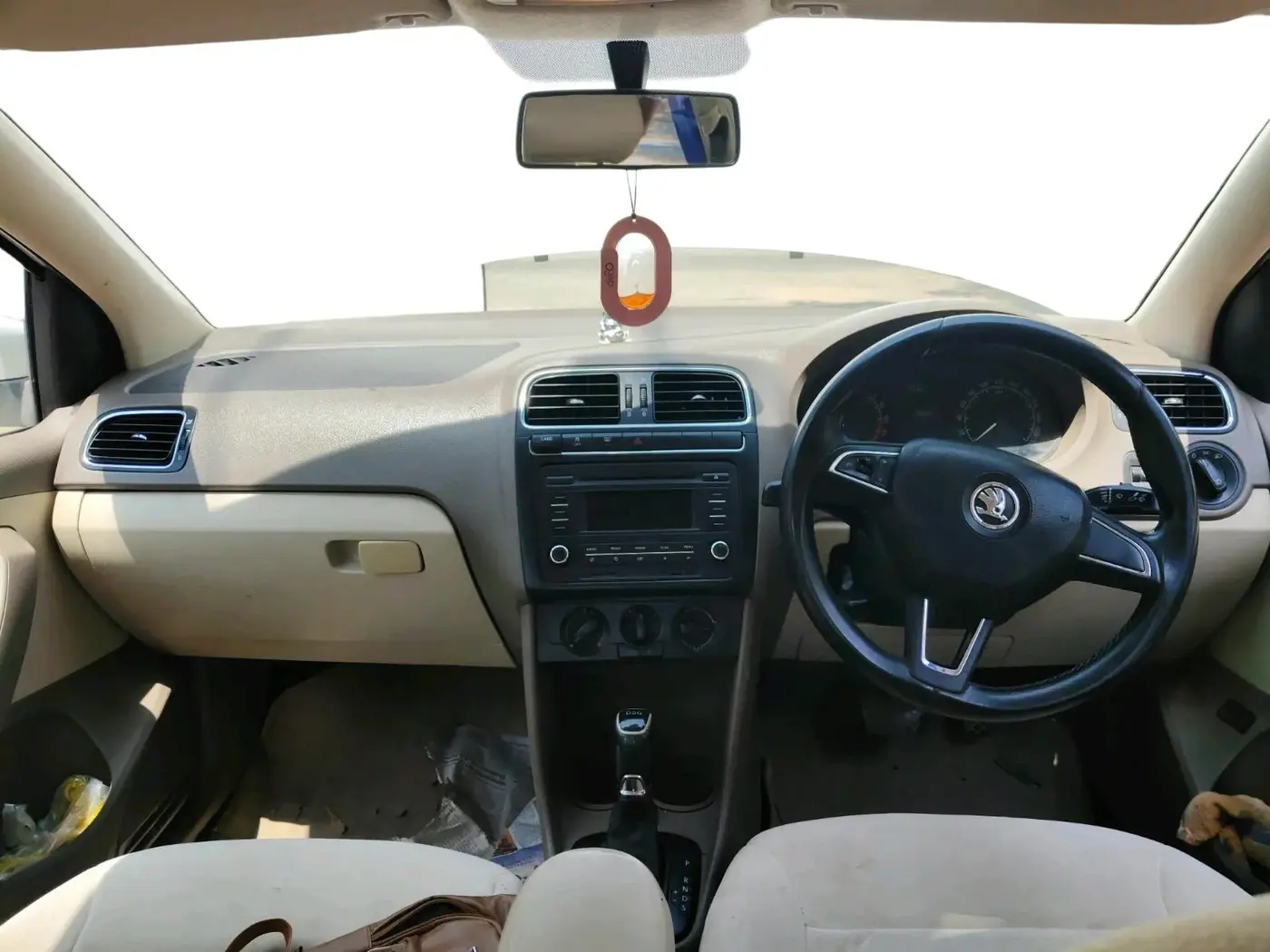 2015 Skoda Rapid AMBITION 1.5 TDI AT, Diesel, Automatic, 89,696 km, interior