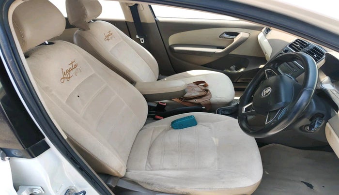 2015 Skoda Rapid AMBITION 1.5 TDI AT, Diesel, Automatic, 89,696 km, interior