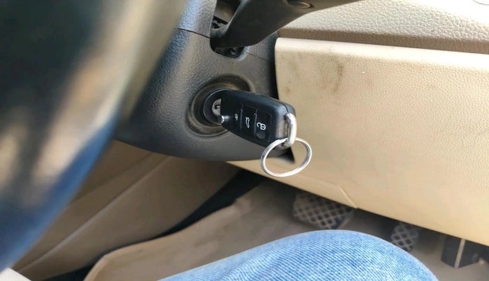 2015 Skoda Rapid AMBITION 1.5 TDI AT, Diesel, Automatic, 89,696 km, interior