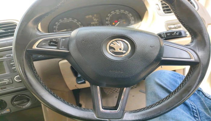 2015 Skoda Rapid AMBITION 1.5 TDI AT, Diesel, Automatic, 89,696 km, interior