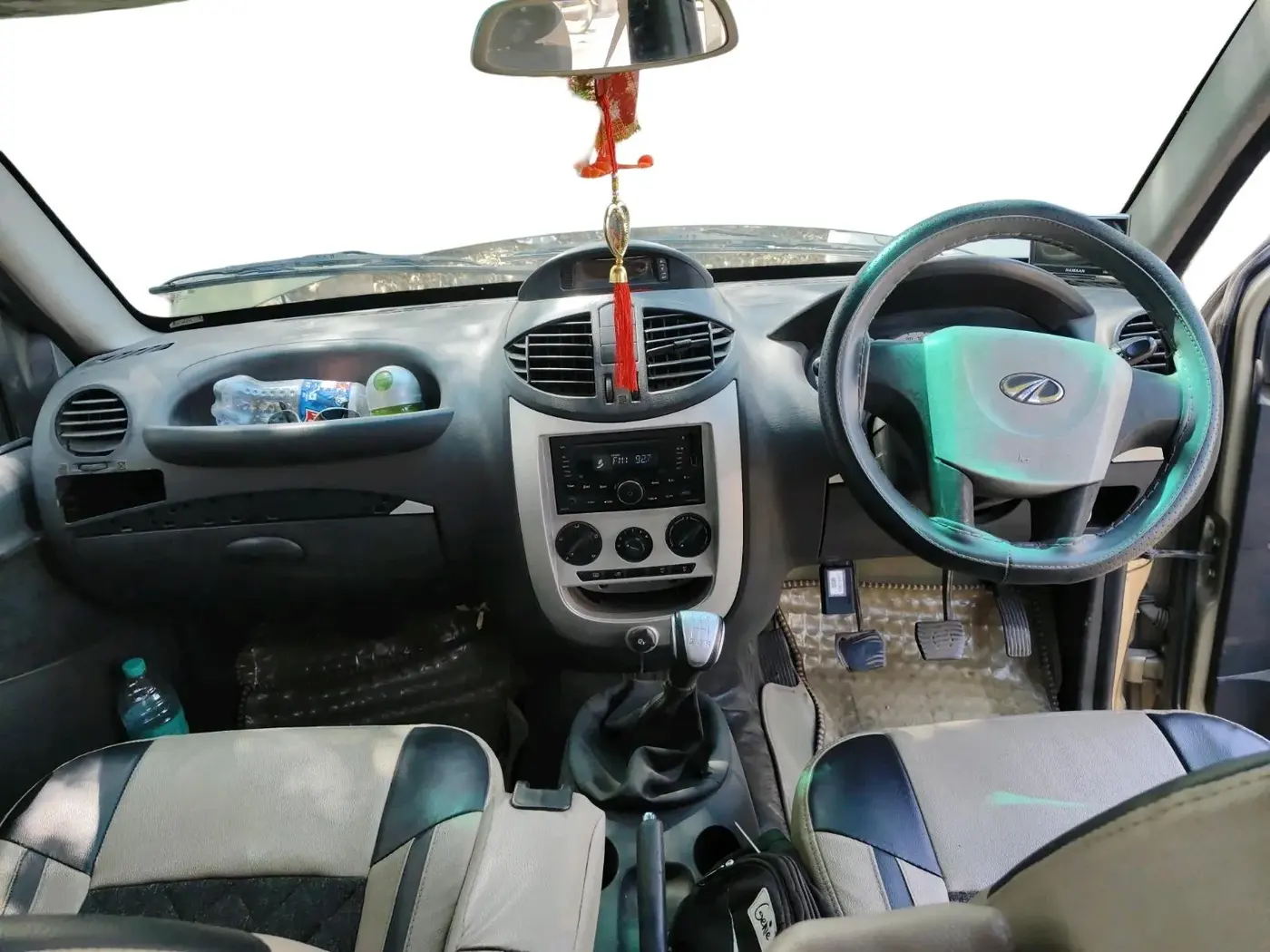 2009 Mahindra Xylo E8, Diesel, Manual, 1,55,023 km, interior