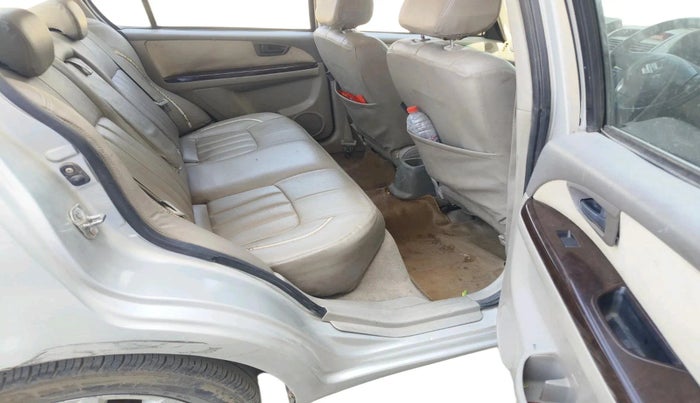 2011 Maruti SX4 VXI, CNG, Manual, 85,969 km, interior