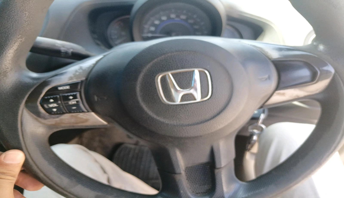 2015 Honda Amaze 1.5L I-DTEC S, Diesel, Manual, 1,06,956 km, interior
