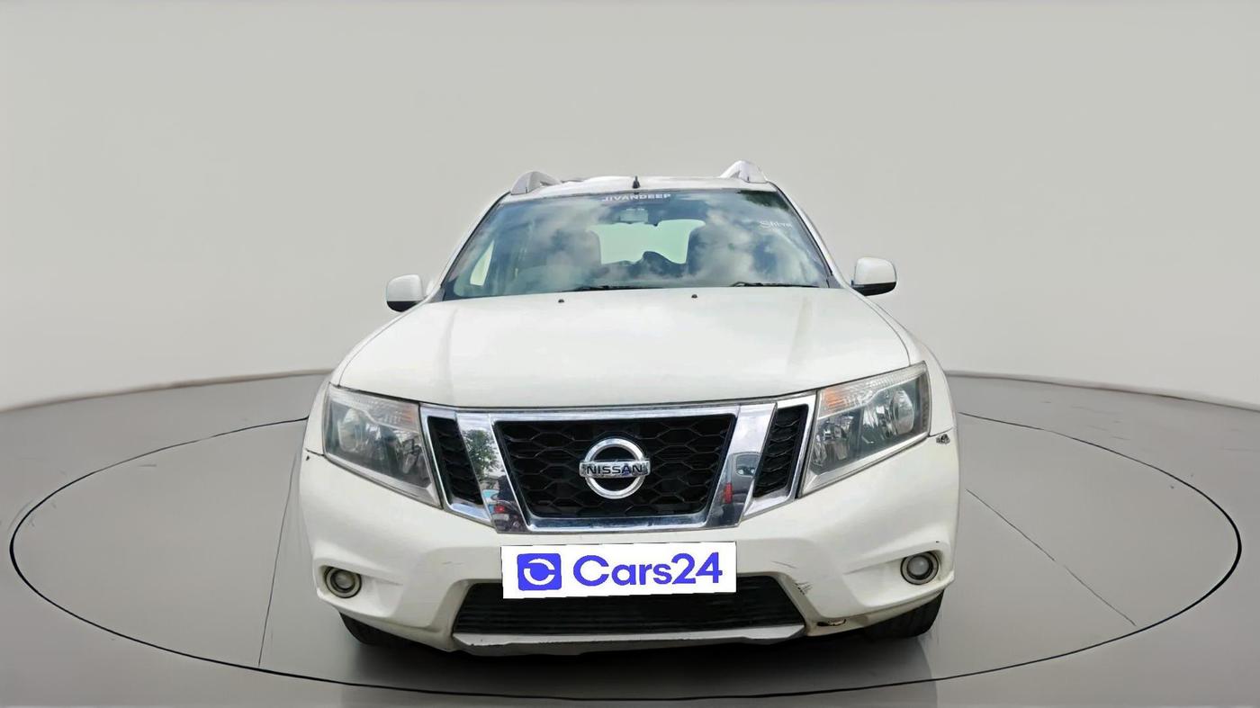 2014 Nissan Terrano XV D THP 110 PS, Diesel, Manual, 1,18,749 km, exterior