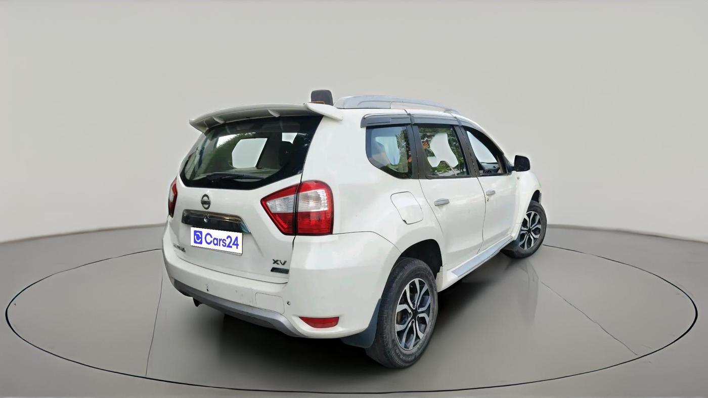 2014 Nissan Terrano XV D THP 110 PS, Diesel, Manual, 1,18,749 km, exterior