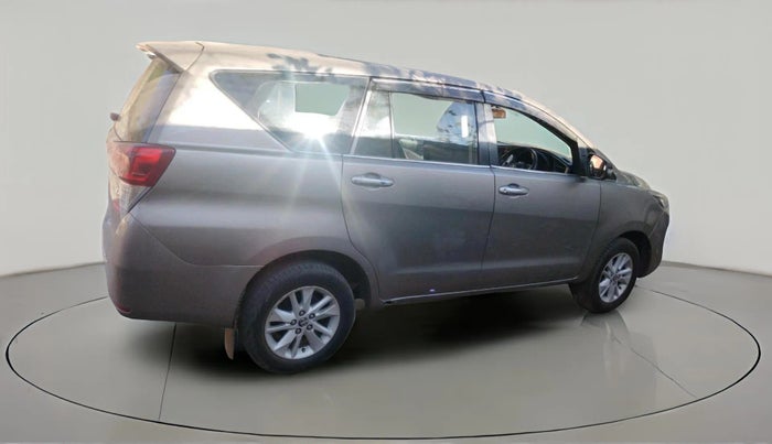 2017 Toyota Innova Crysta 2.4 VX 7 STR, Diesel, Manual, 1,40,488 km, exterior