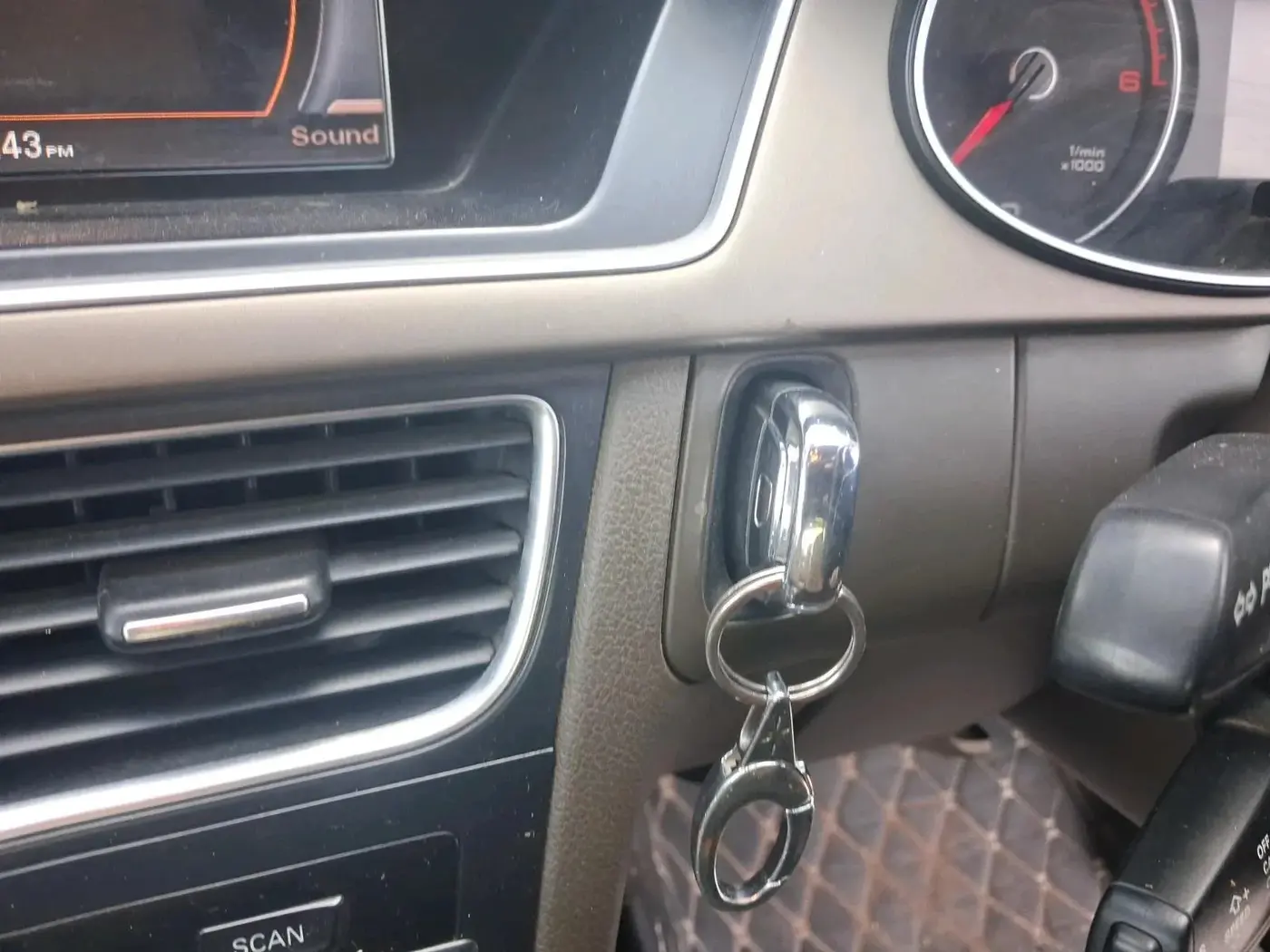 2014 Audi A4 35 TDI PREMIUM, Diesel, Automatic, 1,05,048 km, interior