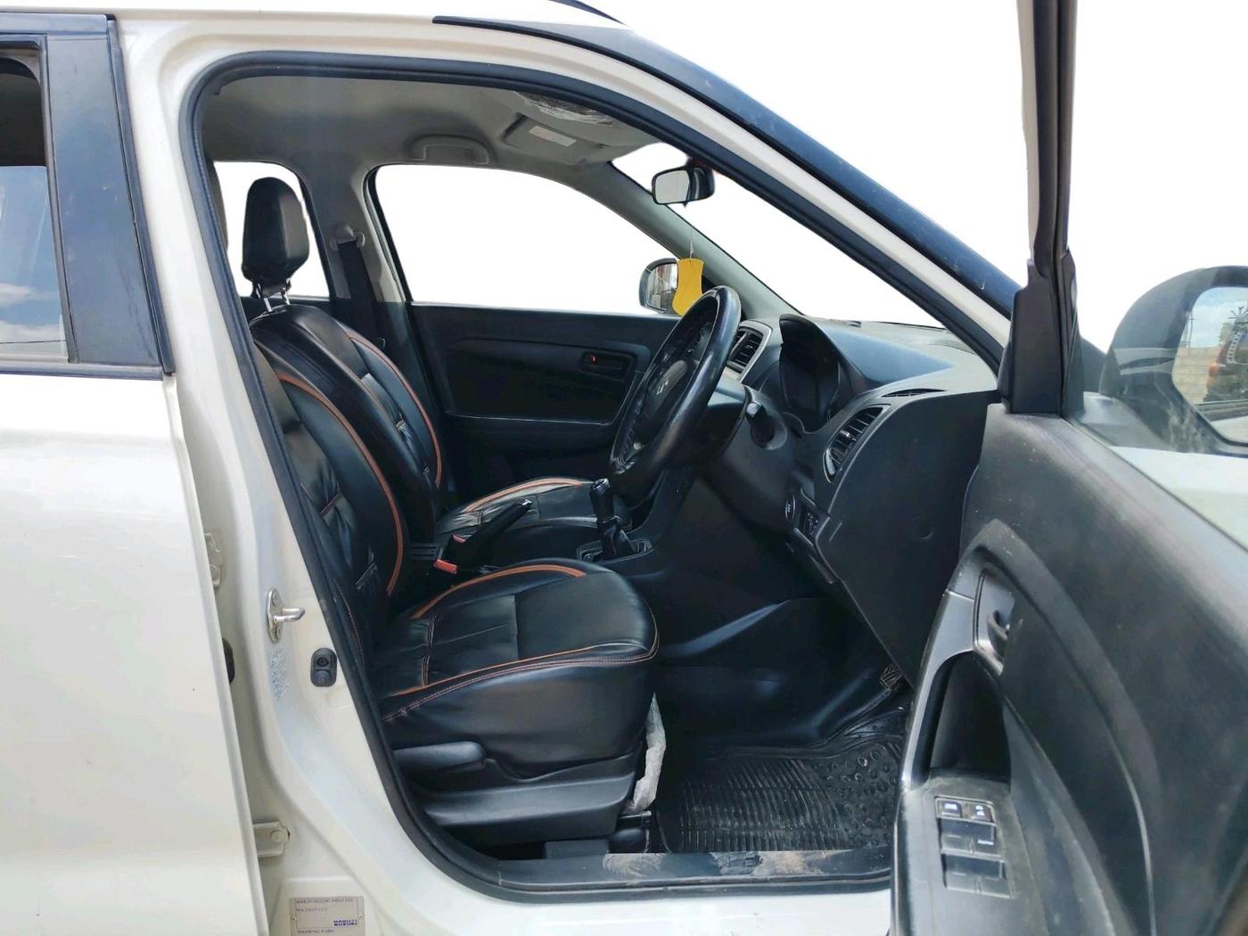 2021 Maruti Vitara Brezza VXI, Petrol, Manual, 33,719 km, interior