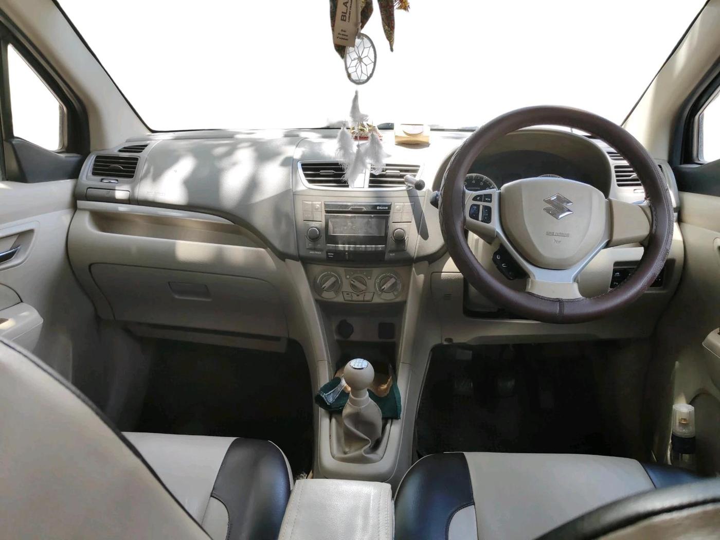 2017 Maruti Ertiga VXI, CNG, Manual, 1,17,270 km, interior
