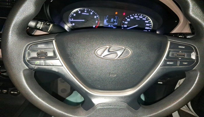 2015 Hyundai Elite i20 MAGNA 1.2, CNG, Manual, 1,40,934 km, interior