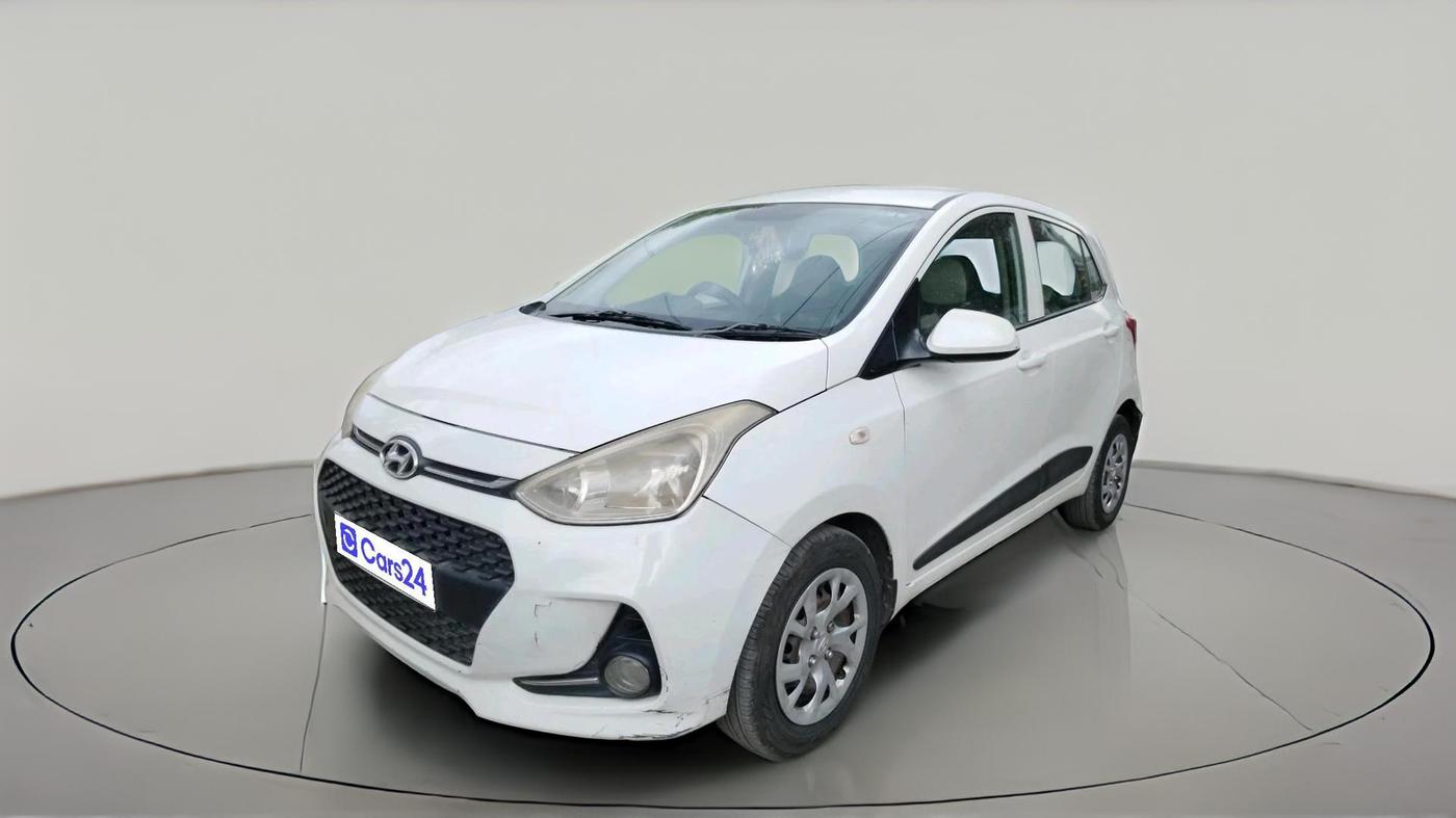 2017 Hyundai Grand i10 MAGNA 1.2 KAPPA VTVT, CNG, Manual, 1,29,842 km, exterior