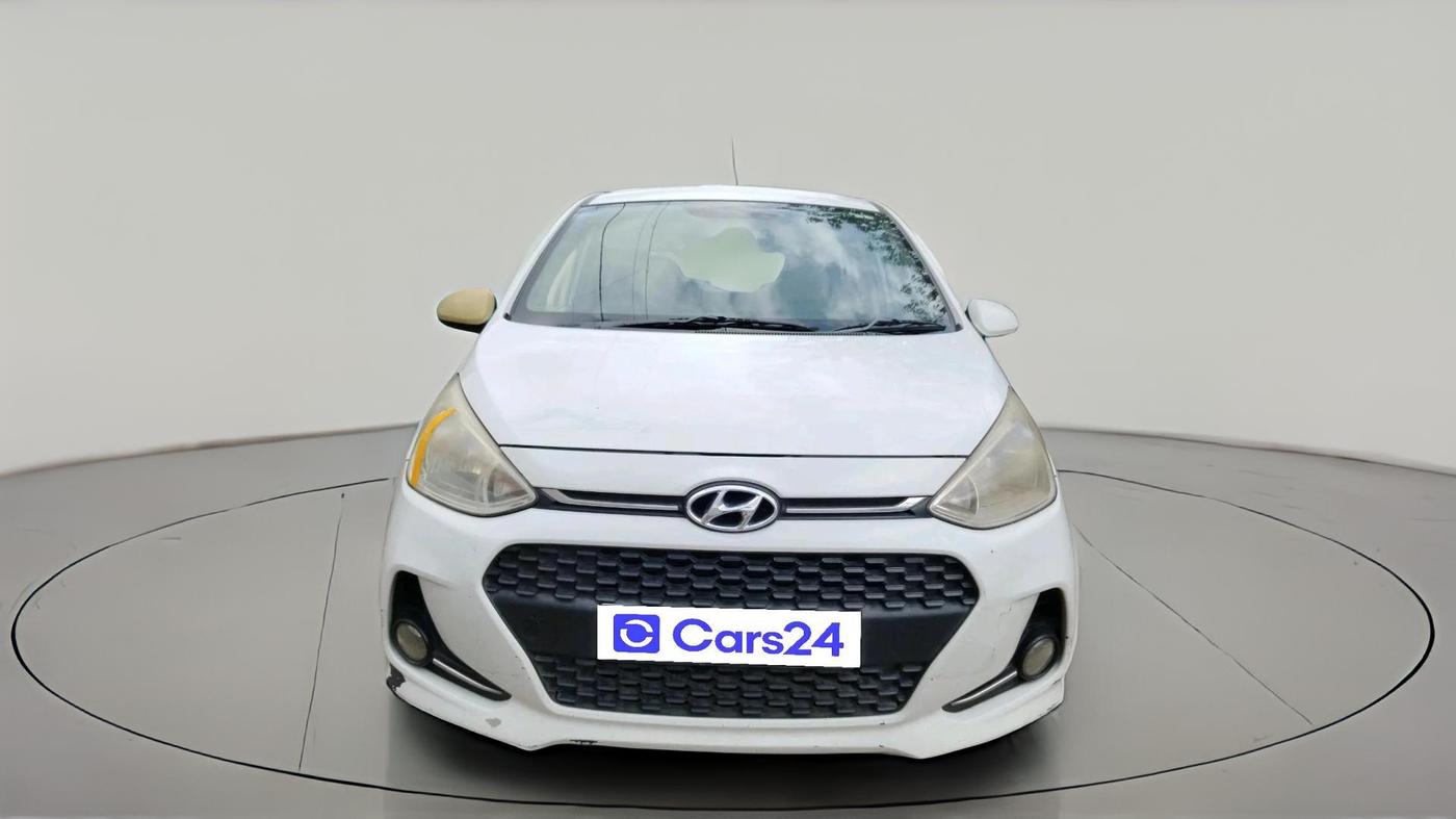 2017 Hyundai Grand i10 MAGNA 1.2 KAPPA VTVT, CNG, Manual, 1,29,842 km, exterior