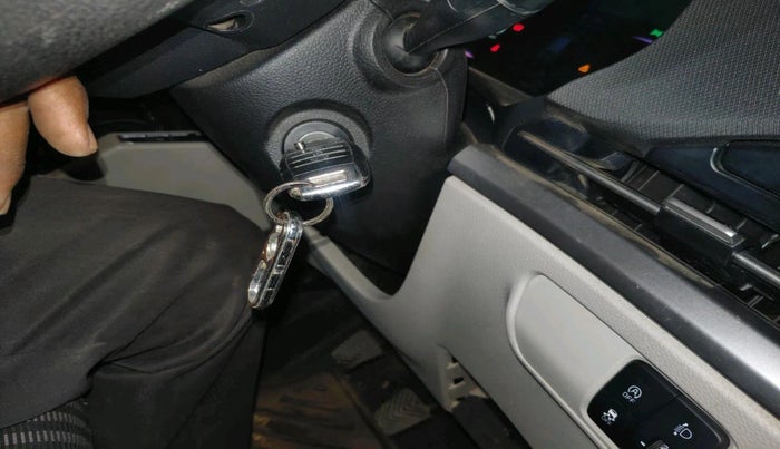 2023 KIA CARENS PRESTIGE 1.5 PETROL 7 STR, Petrol, Manual, 84,370 km, interior