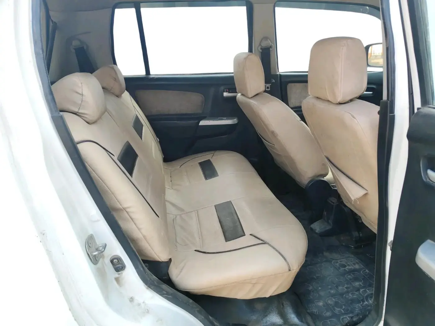 2014 Maruti Wagon R 1.0 VXI, Petrol, Manual, 1,06,847 km, interior