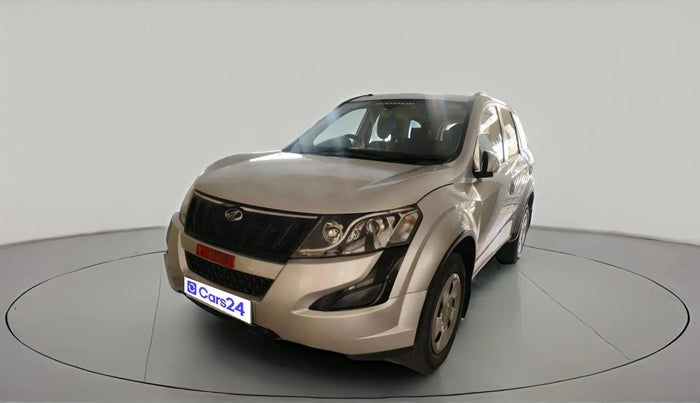 2017 Mahindra XUV500 W6, Diesel, Manual, 1,05,349 km, exterior
