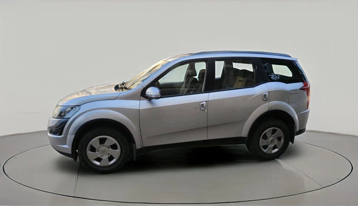 2017 Mahindra XUV500 W6, Diesel, Manual, 1,05,349 km, exterior