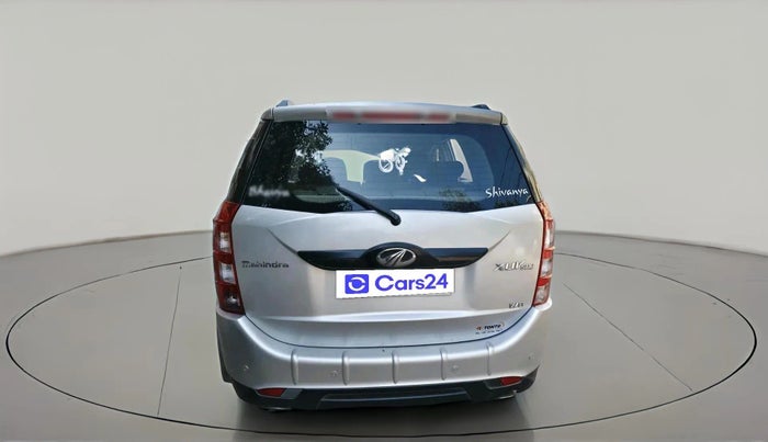 2017 Mahindra XUV500 W6, Diesel, Manual, 1,05,349 km, exterior