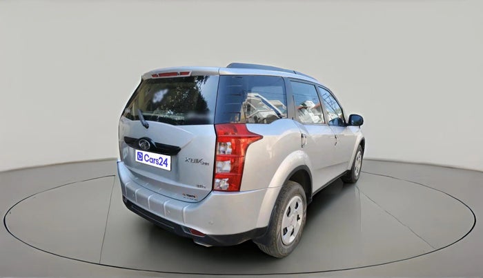 2017 Mahindra XUV500 W6, Diesel, Manual, 1,05,349 km, exterior