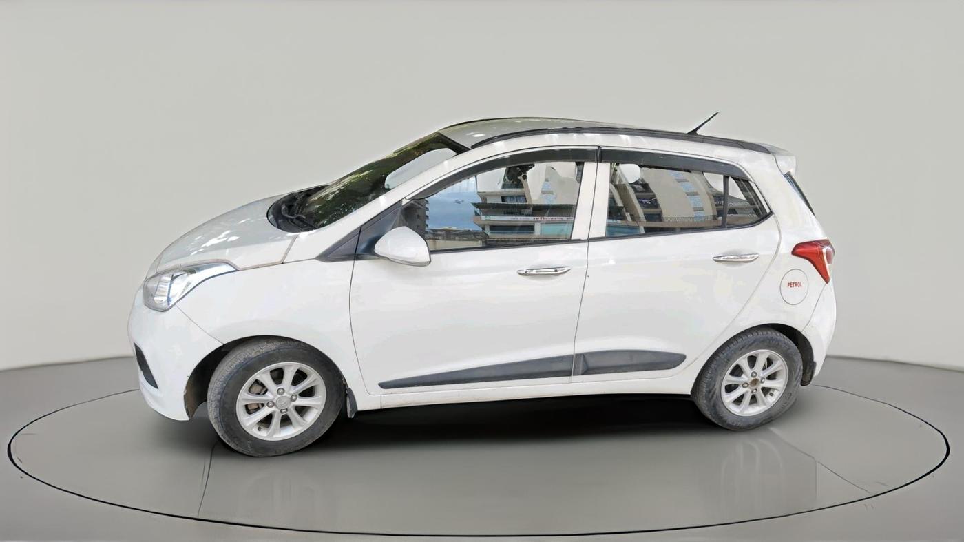 2015 Hyundai Grand i10 ASTA AT 1.2 KAPPA VTVT, CNG, Automatic, 1,24,144 km, exterior