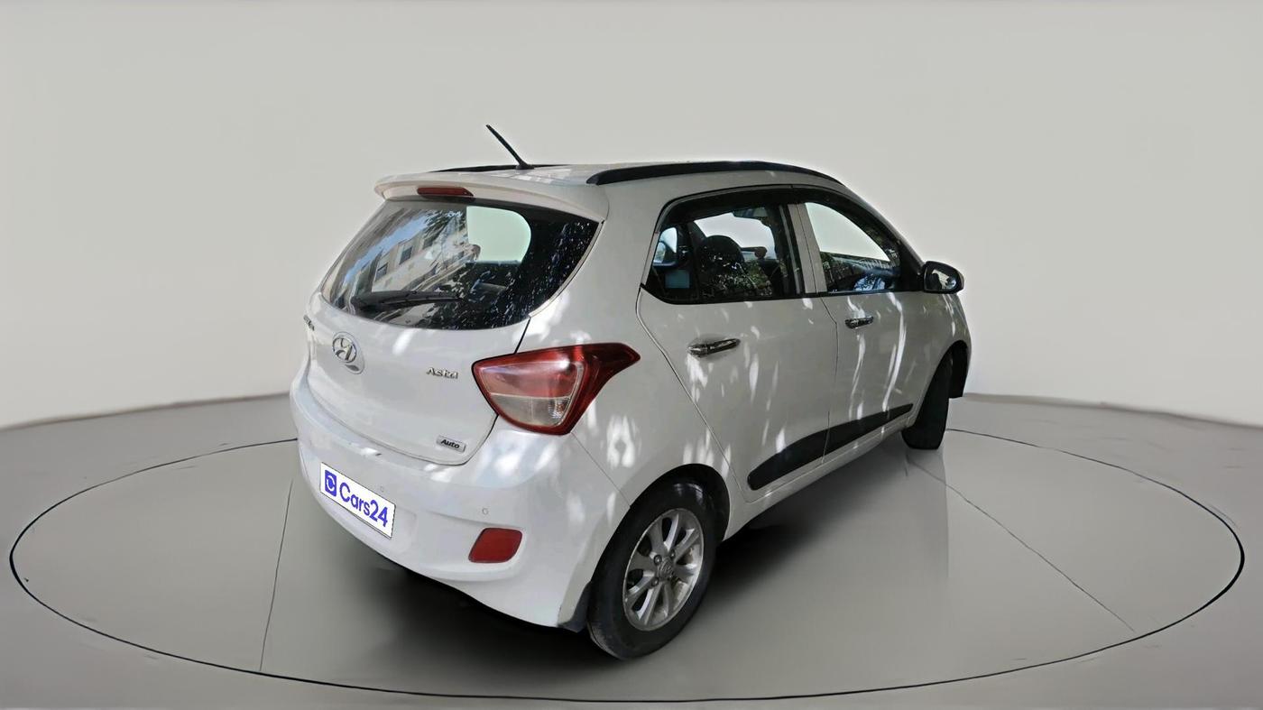 2015 Hyundai Grand i10 ASTA AT 1.2 KAPPA VTVT, CNG, Automatic, 1,24,144 km, exterior