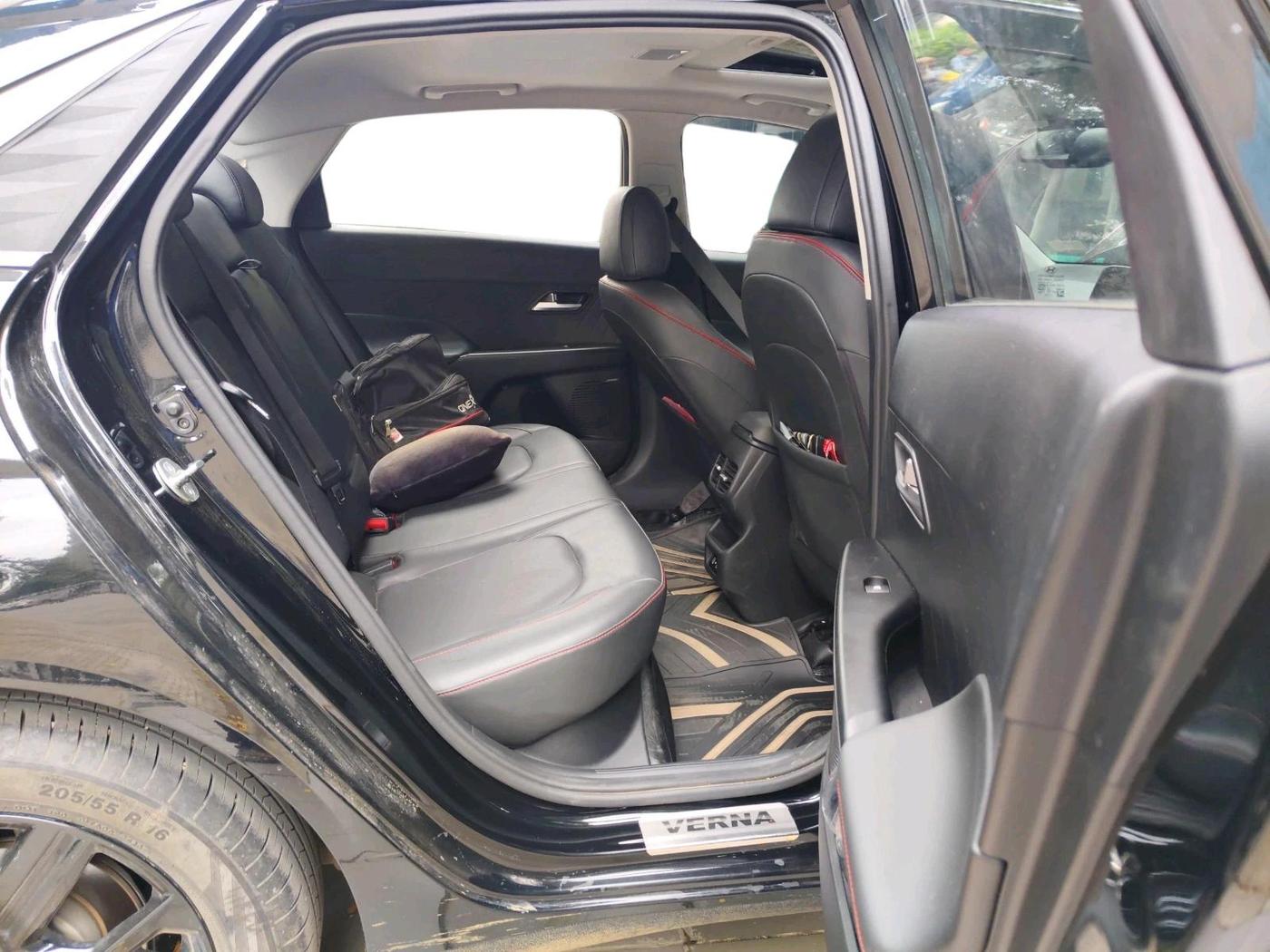 2023 Hyundai Verna SX (O) 1.5 TURBO PETROL DCT, Petrol, Automatic, 10,079 km, interior