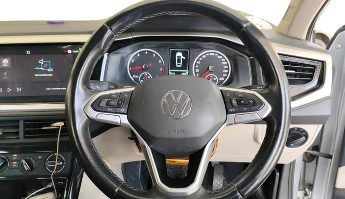 2022 Volkswagen VIRTUS HIGHLINE TSI 1.0 MT, Petrol, Manual, 76,771 km, interior