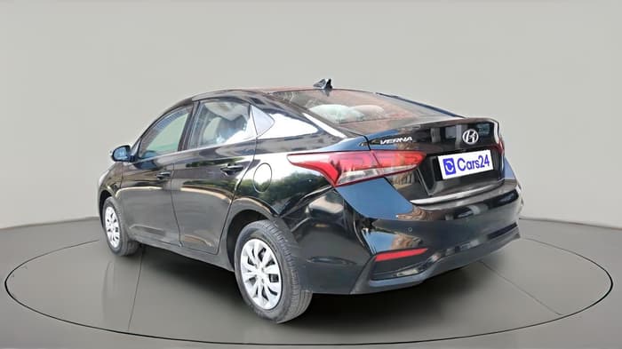 2019 Hyundai Verna 1.4 EX PETROL, Petrol, Manual, 88,311 km, exterior