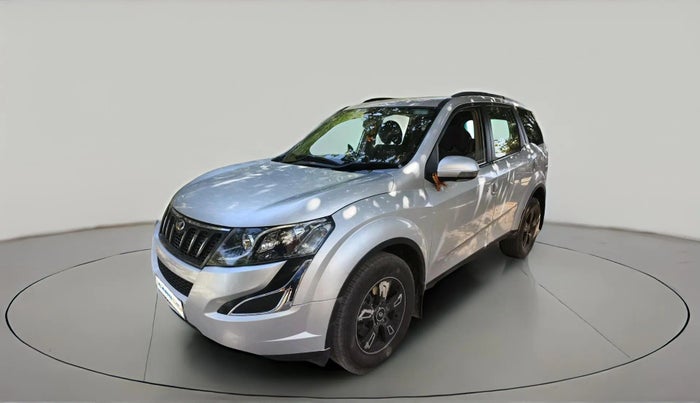 2017 Mahindra XUV500 W6, Diesel, Manual, 39,429 km, exterior