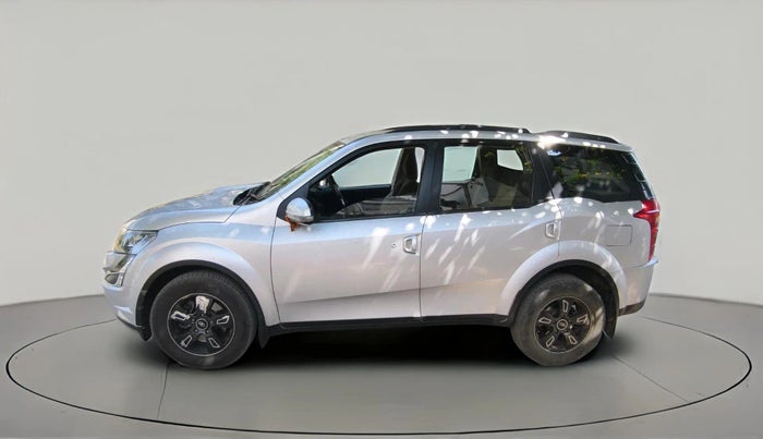 2017 Mahindra XUV500 W6, Diesel, Manual, 39,429 km, exterior