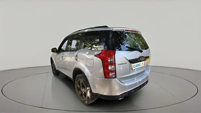 2017 Mahindra XUV500 W6, Diesel, Manual, 39,429 km, exterior