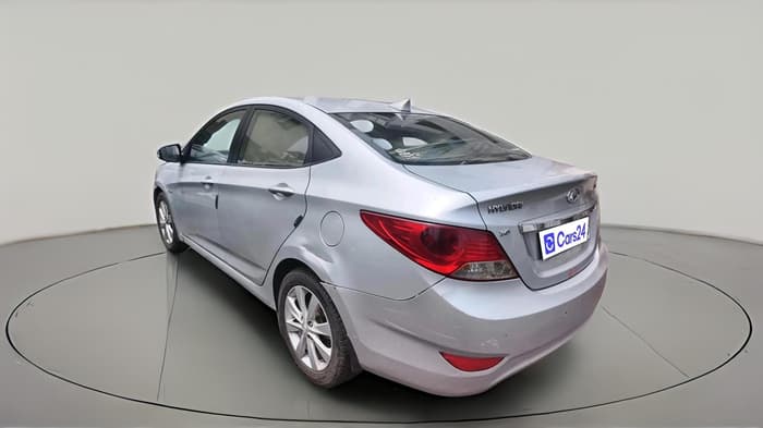 2012 Hyundai Verna FLUIDIC 1.6 CRDI SX, Diesel, Manual, 1,00,567 km, exterior