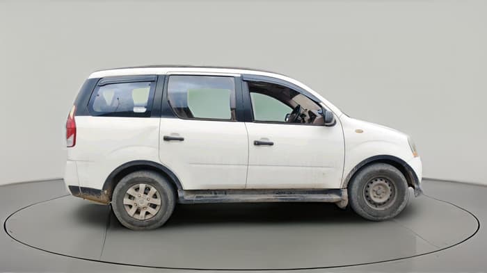2012 Mahindra Xylo E4, Diesel, Manual, 64,109 km, exterior
