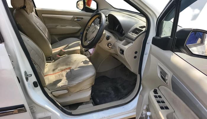 2018 Maruti Ertiga VXI, CNG, Manual, 1,29,109 km, interior
