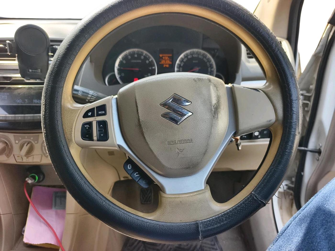 2018 Maruti Ertiga VXI, CNG, Manual, 1,29,109 km, interior