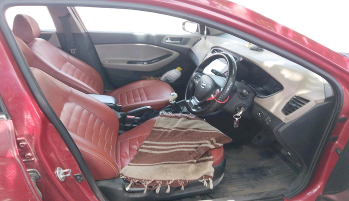 2015 Hyundai Elite i20 SPORTZ 1.2, CNG, Manual, 1,55,181 km, interior