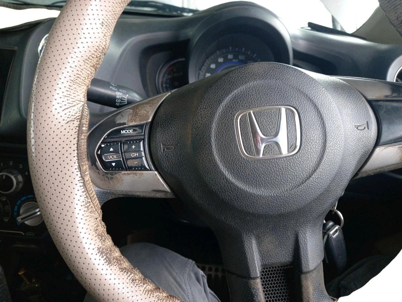 2015 Honda Amaze 1.2L I-VTEC S, CNG, Manual, 1,47,008 km, interior