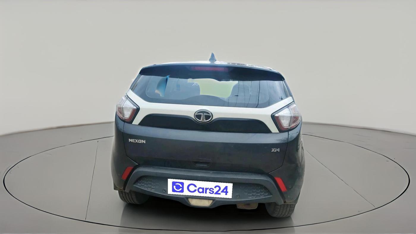 2018 Tata NEXON XM PETROL, CNG, Manual, 76,047 km, exterior