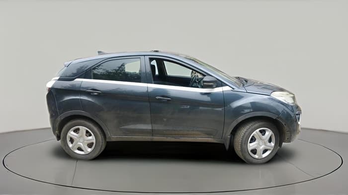 2018 Tata NEXON XM PETROL, CNG, Manual, 76,047 km, exterior