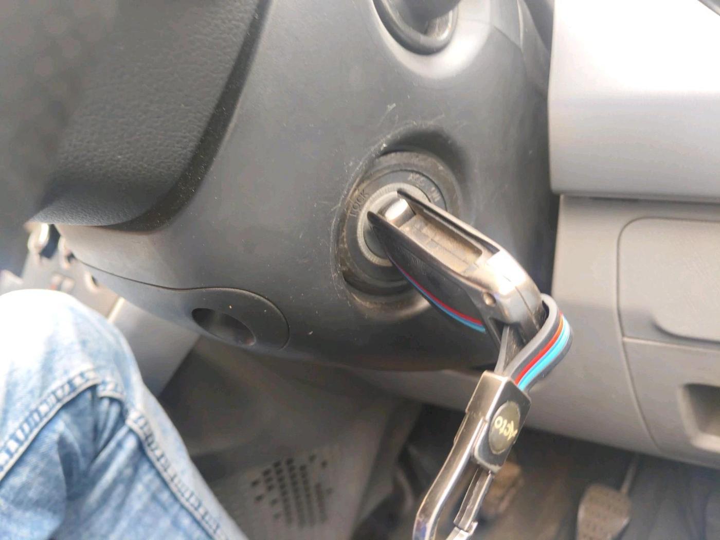 2018 Tata NEXON XM PETROL, CNG, Manual, 76,047 km, interior