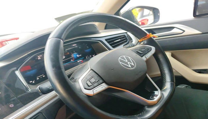 2023 Volkswagen VIRTUS TOPLINE TSI 1.0 AT, Petrol, Automatic, 49,562 km, interior