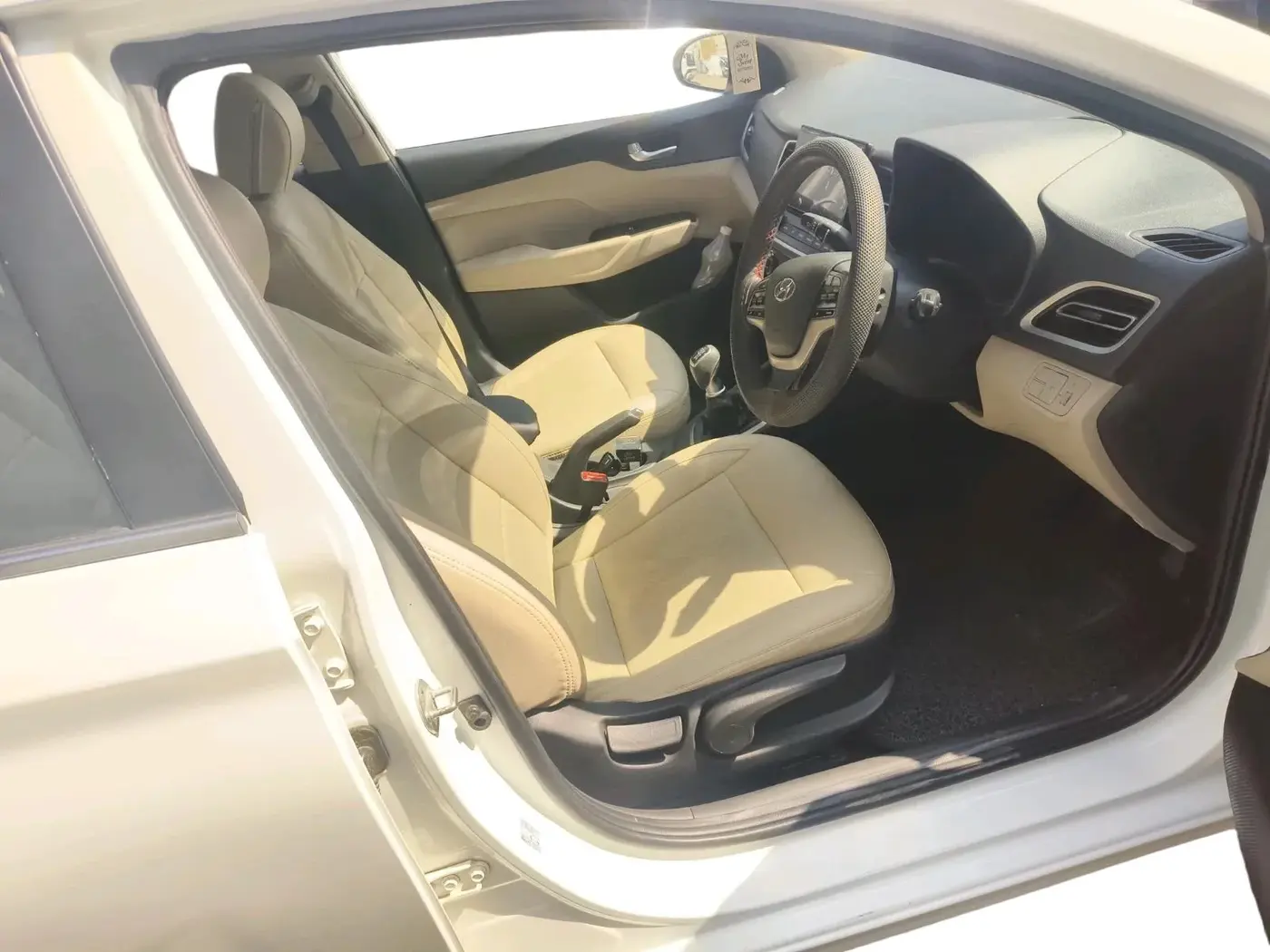 2022 Hyundai Verna SX 1.5 VTVT, Petrol, Manual, 68,642 km, interior