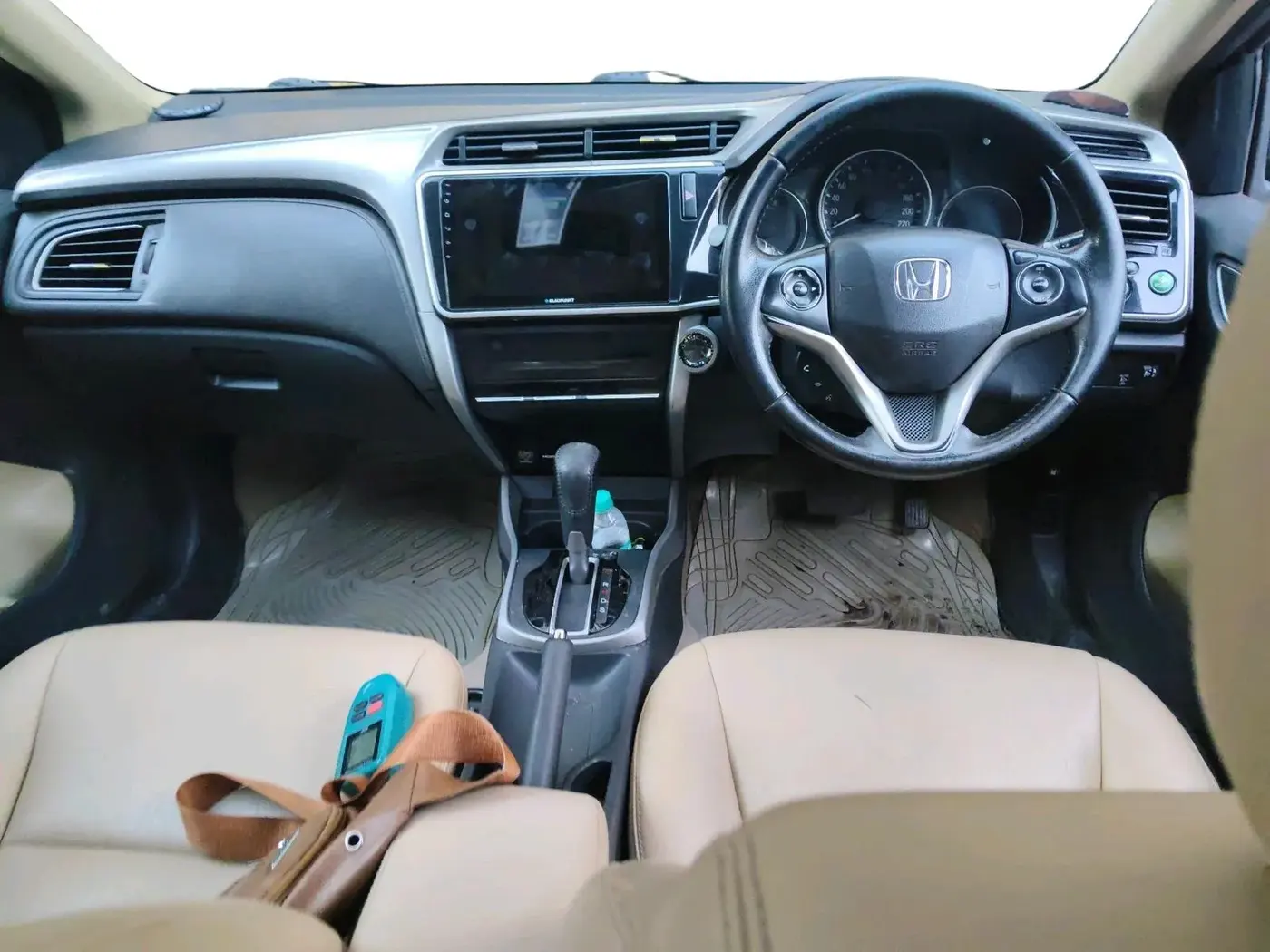 2017 Honda City 1.5L I-VTEC ZX CVT, Petrol, Automatic, 1,30,599 km, interior