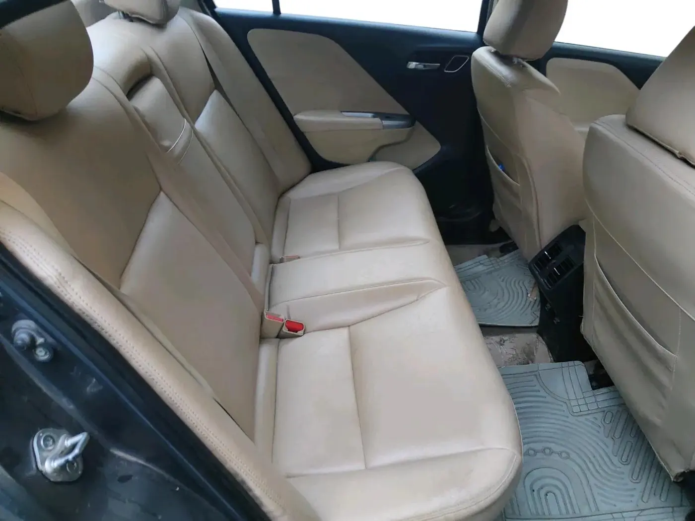 2017 Honda City 1.5L I-VTEC ZX CVT, Petrol, Automatic, 1,30,599 km, interior