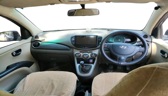 2011 Hyundai i10 MAGNA 1.2, Petrol, Manual, 98,072 km, interior