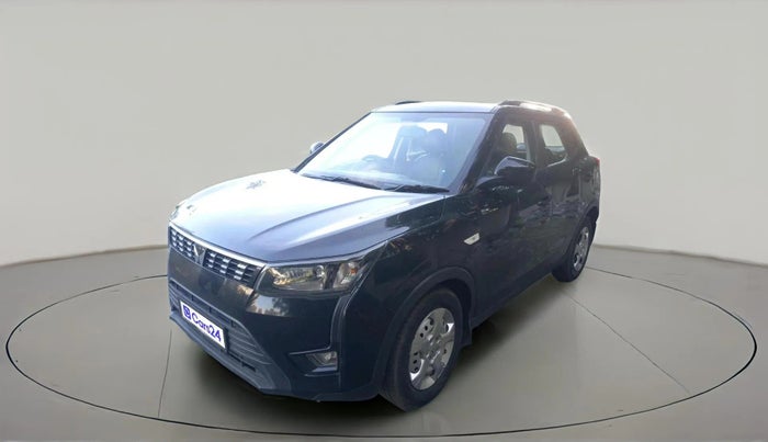 2023 Mahindra XUV300 W6 1.5 Diesel, Diesel, Manual, 65,437 km, exterior